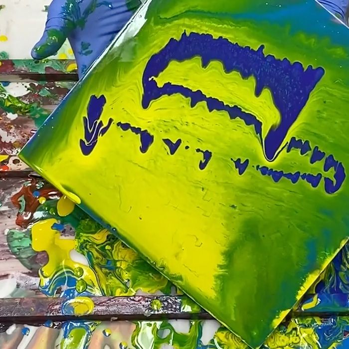 Primed smooth pour-over