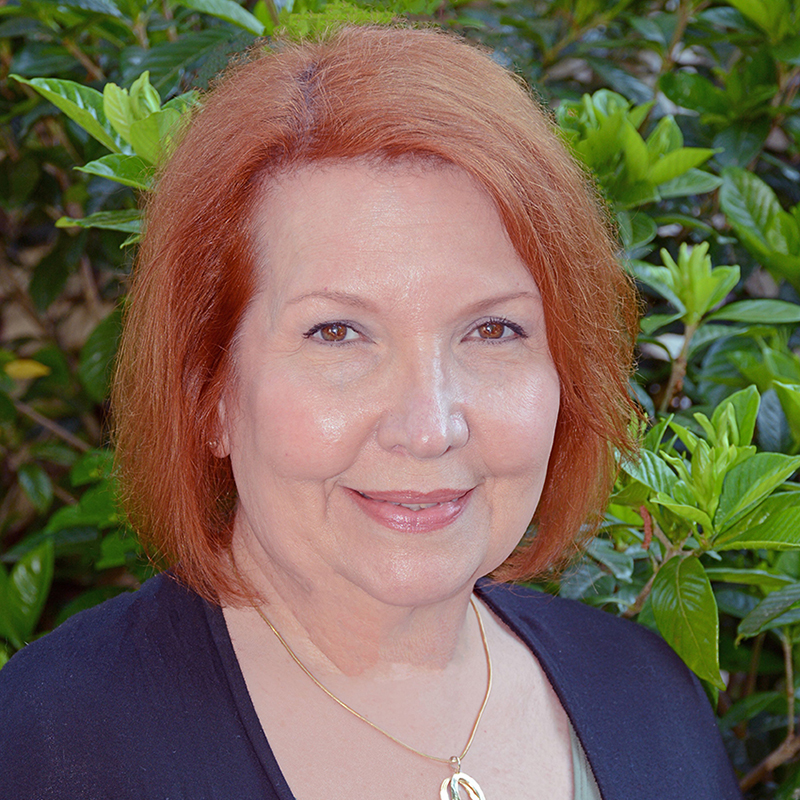 Lisa Opielinski headshot